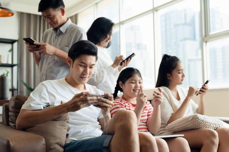 The Importance of Quality Family Time in Today’s Busy World