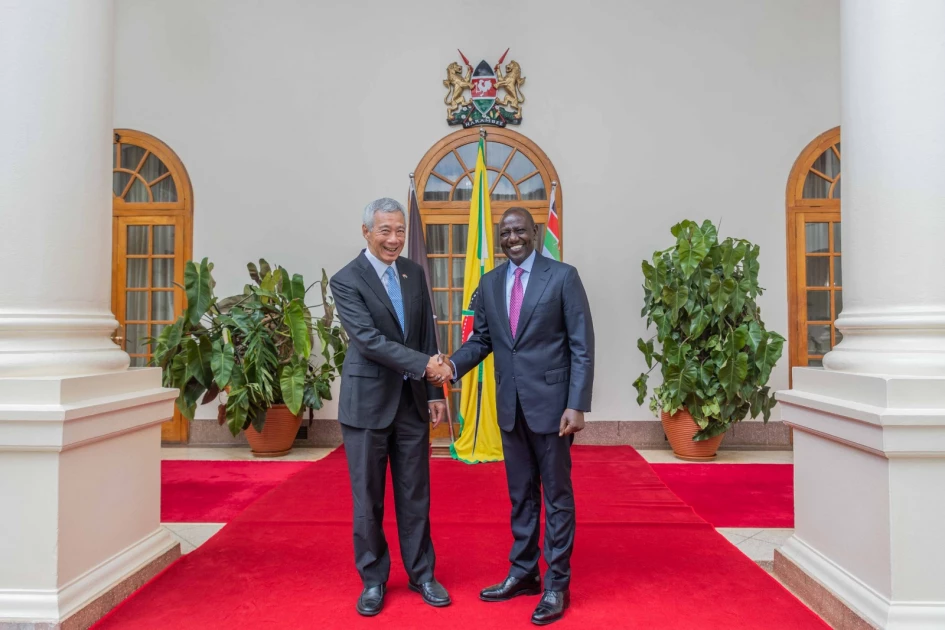 Ruto with Singapore president